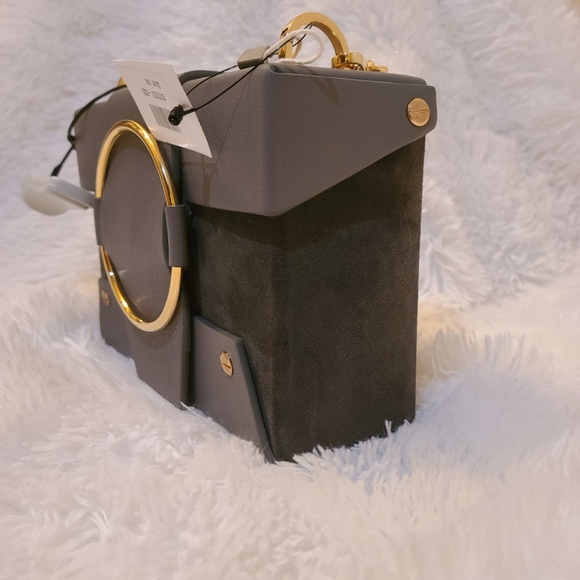 Yuzefi Asher Box Chain Top Handle Leather Bag - Picture 3 of 4